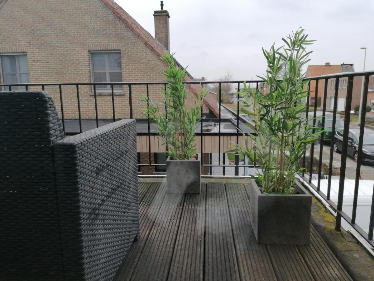 Logies Lily Apartment Oudenburg ภายนอก รูปภาพ