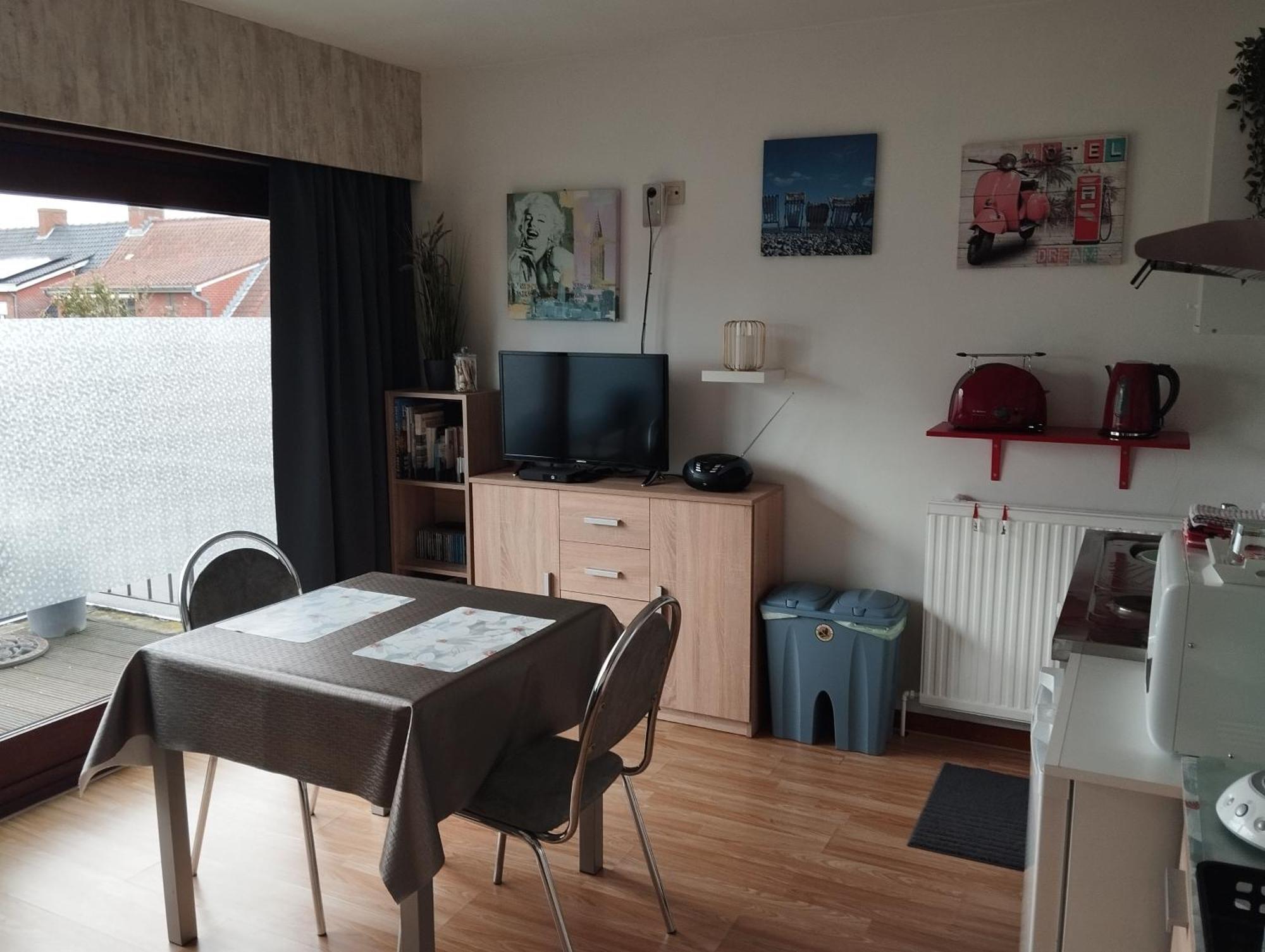 Logies Lily Apartment Oudenburg ภายนอก รูปภาพ