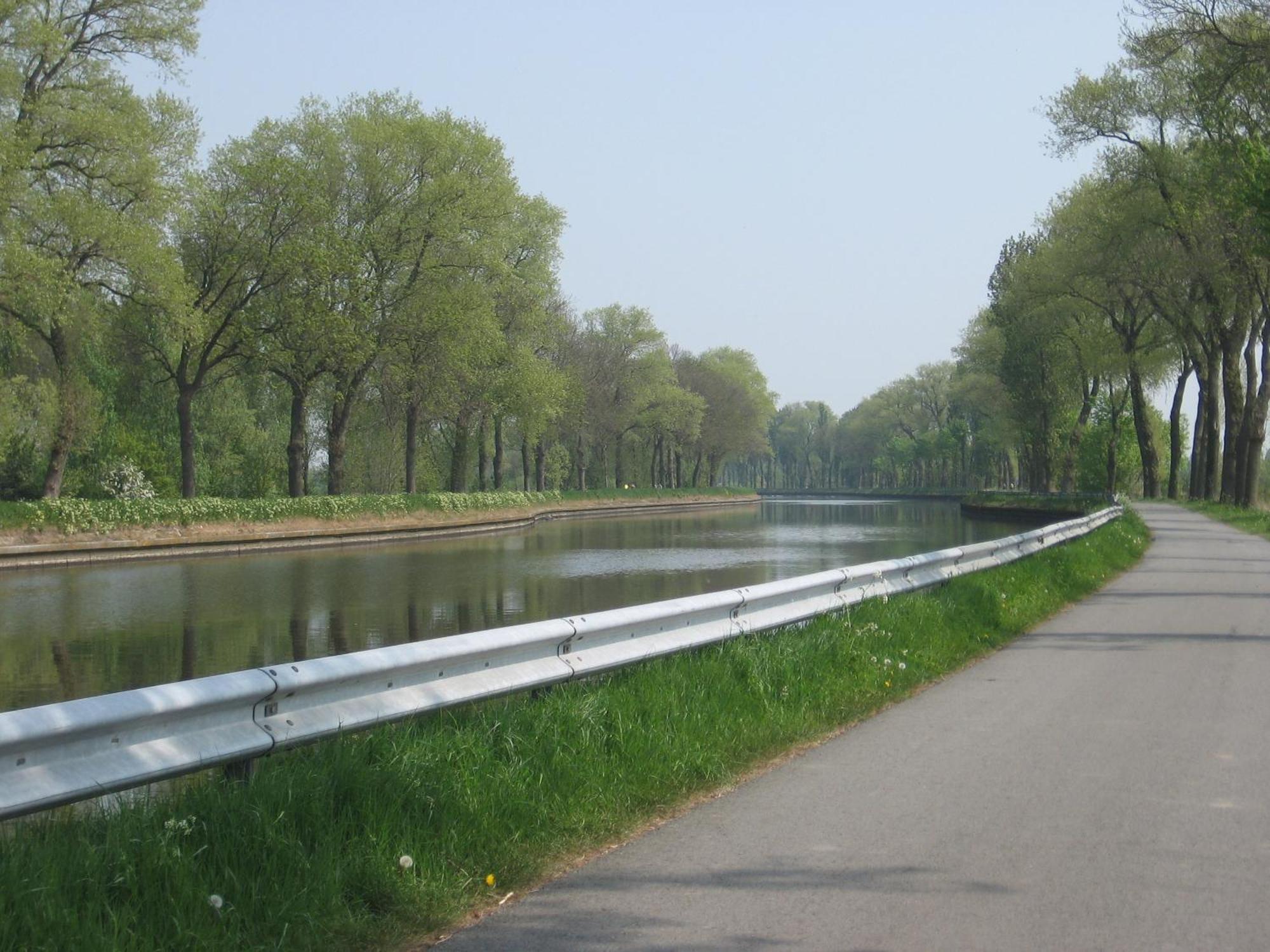Logies Lily Apartment Oudenburg ภายนอก รูปภาพ