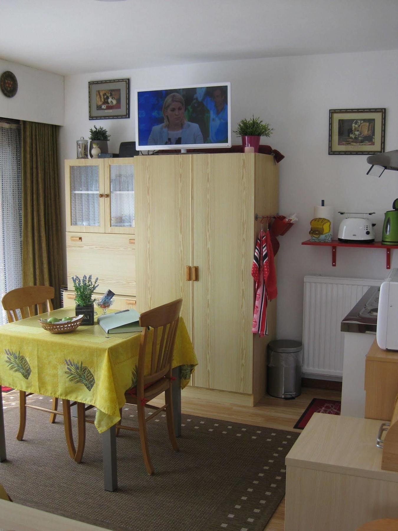 Logies Lily Apartment Oudenburg ภายนอก รูปภาพ