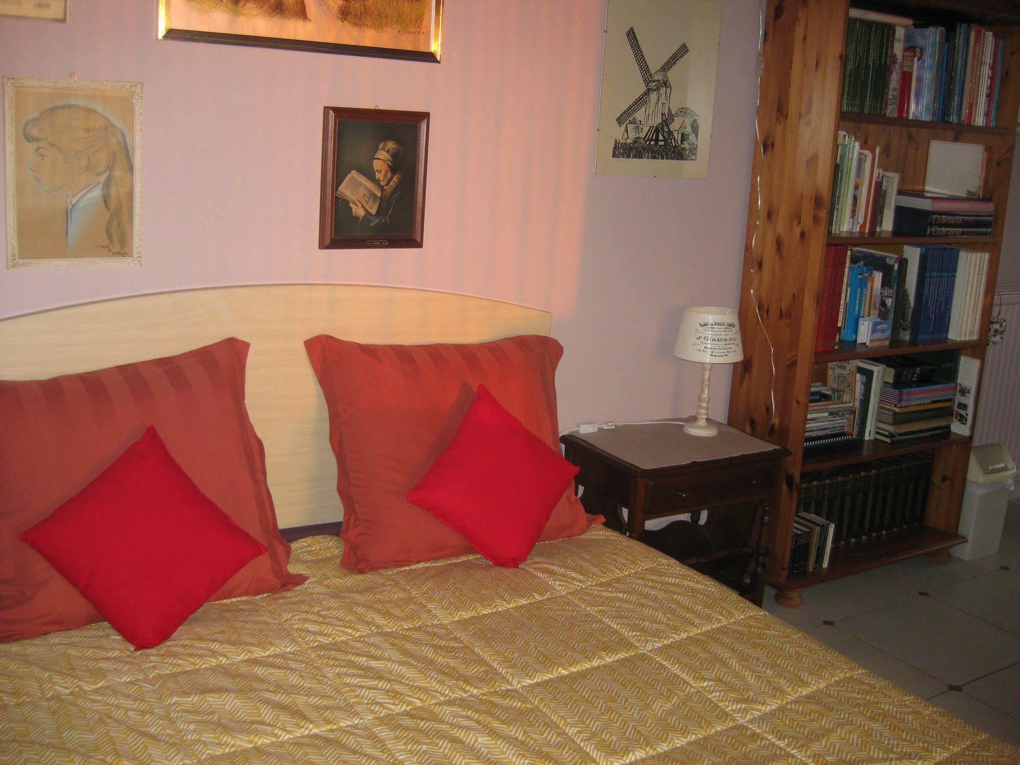 Logies Lily Apartment Oudenburg ภายนอก รูปภาพ