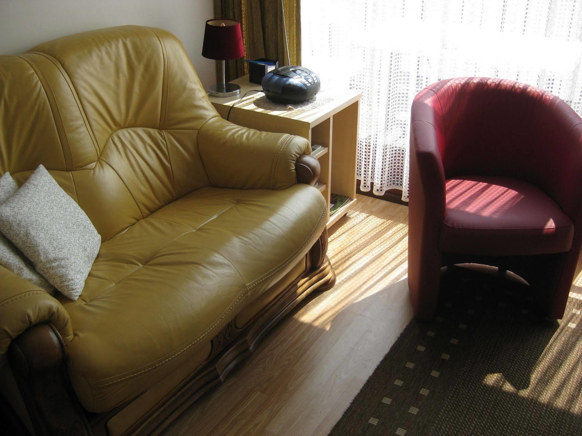 Logies Lily Apartment Oudenburg ภายนอก รูปภาพ