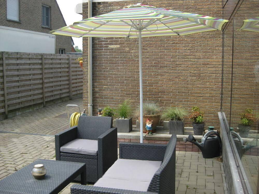 Logies Lily Apartment Oudenburg ภายนอก รูปภาพ